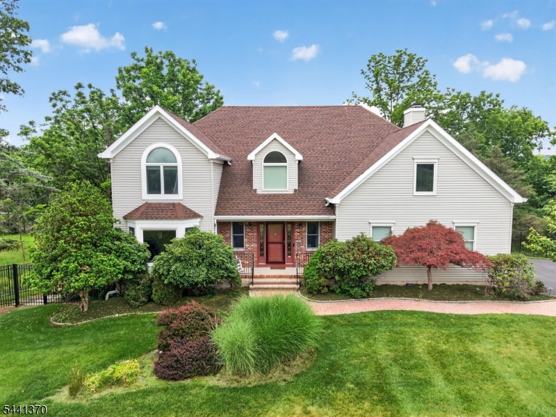 main property photo 49