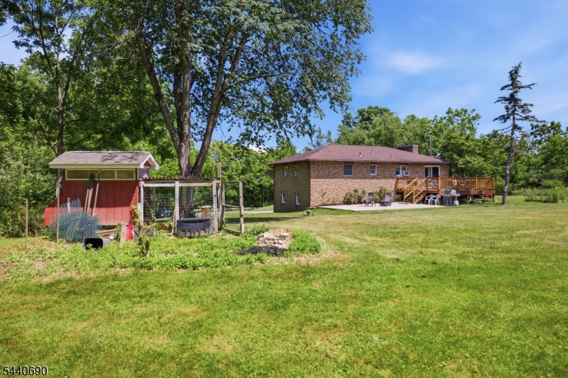 main property photo 35