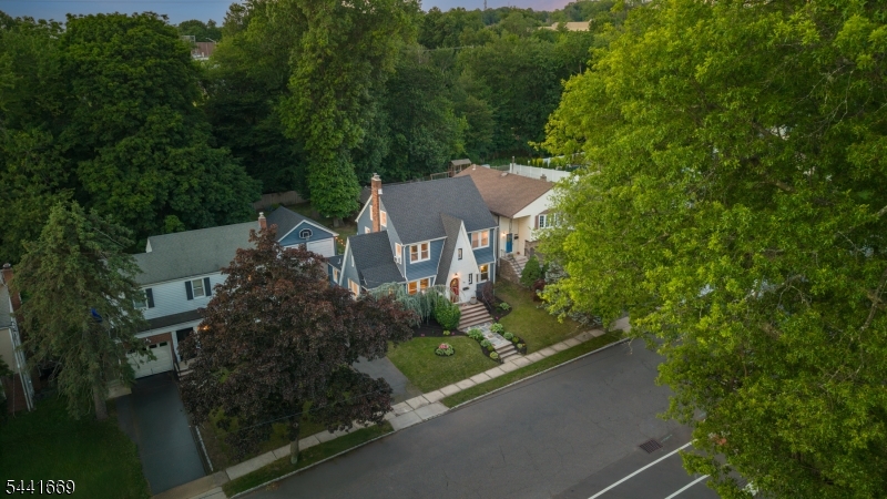 main property photo 49