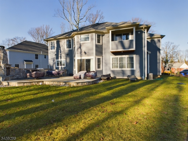 main property photo 38