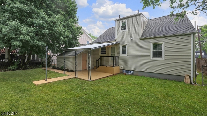 main property photo 22