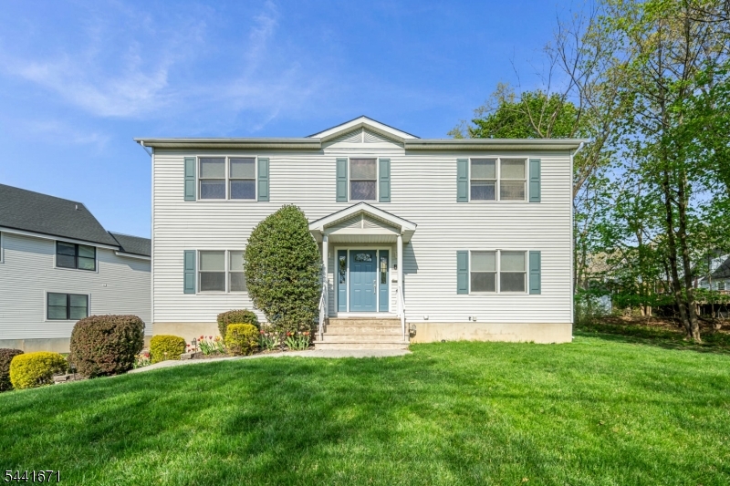 main property photo 5