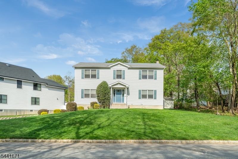 main property photo 6
