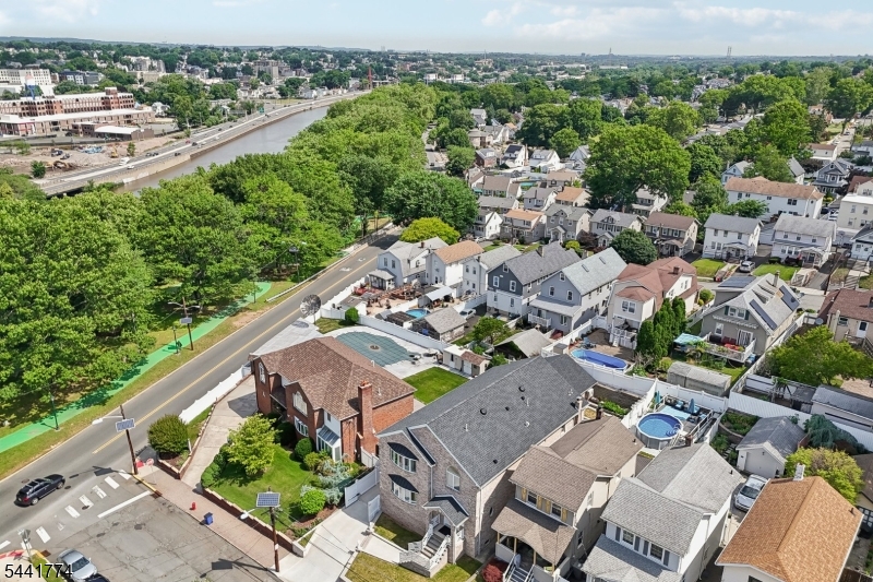 main property photo 45
