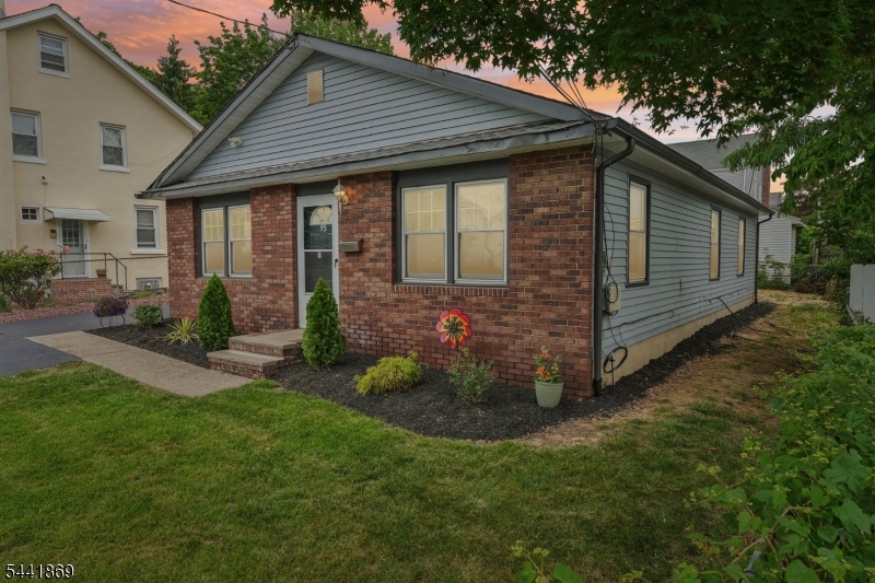 main property photo 40