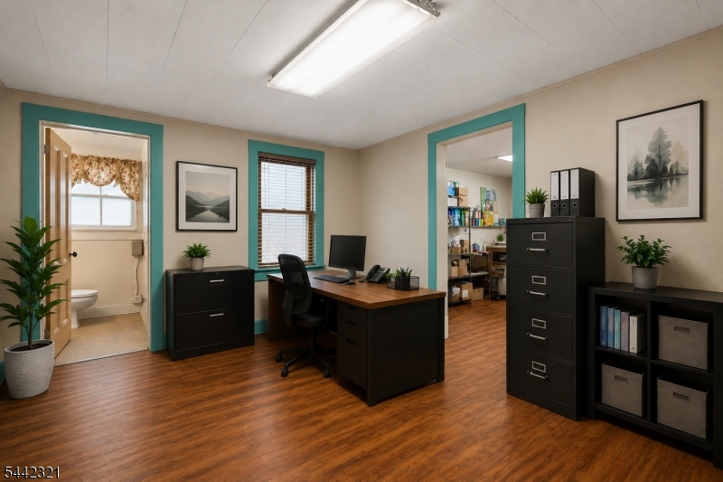 main property photo 9