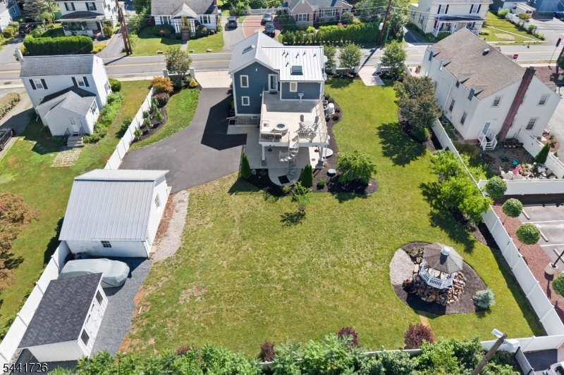 main property photo 42