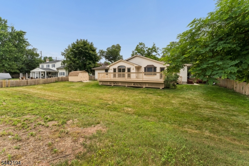 main property photo 24