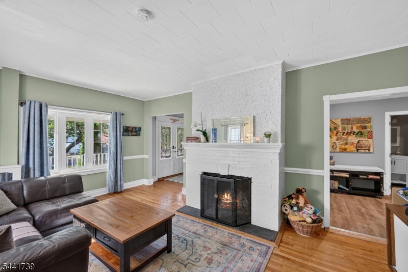 main property photo 6