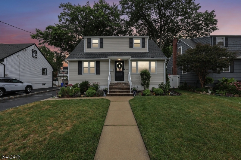 main property photo 39