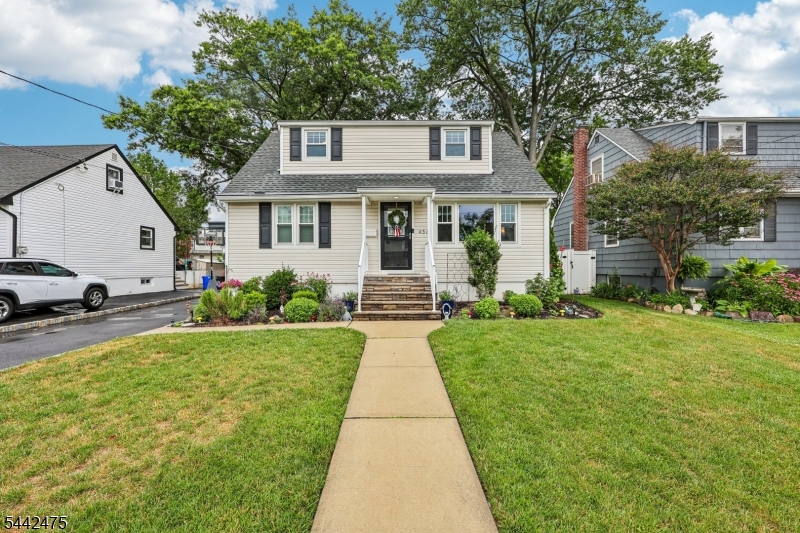 main property photo 40