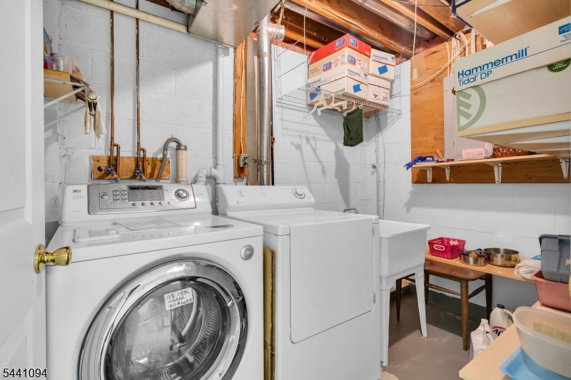 main property photo 35