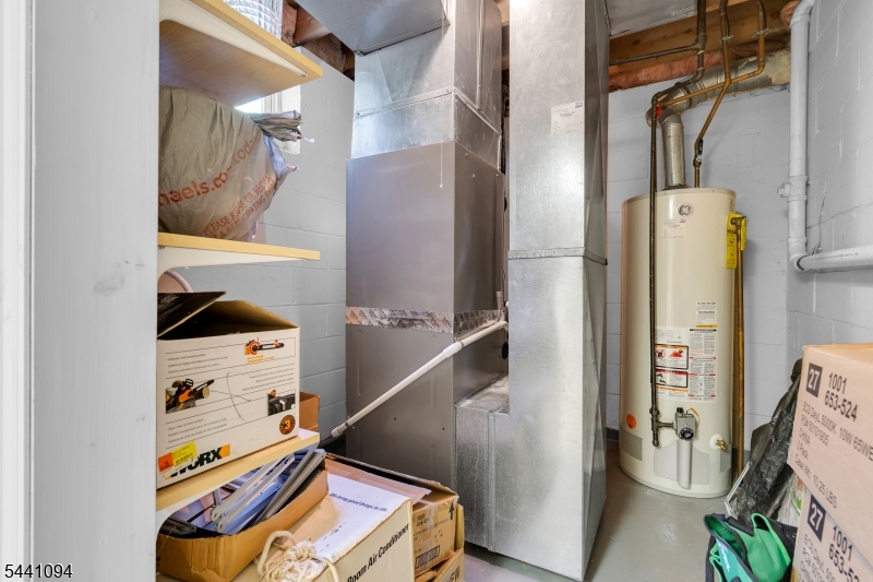 main property photo 37