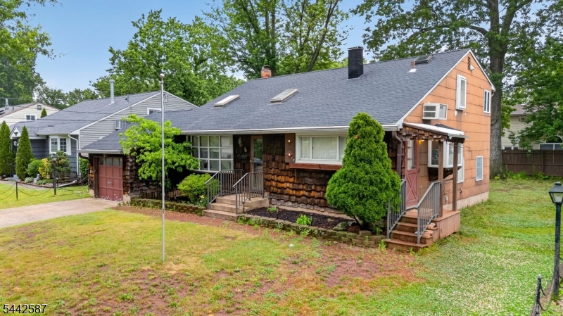 main property photo 42