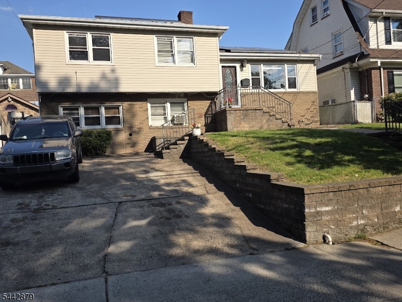 main property photo 34