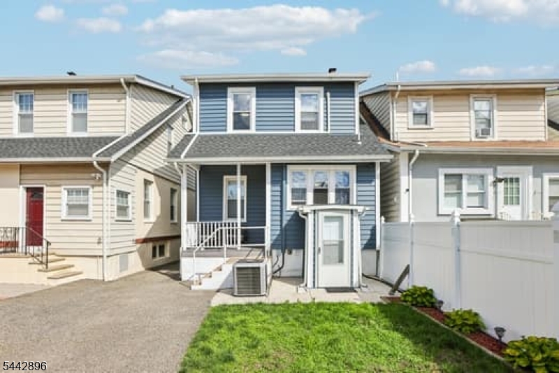 main property photo 34