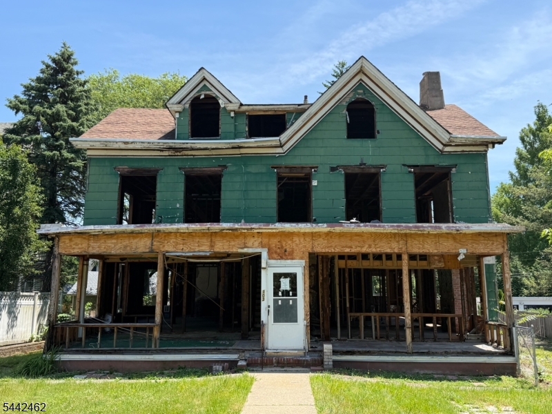 main property photo 4