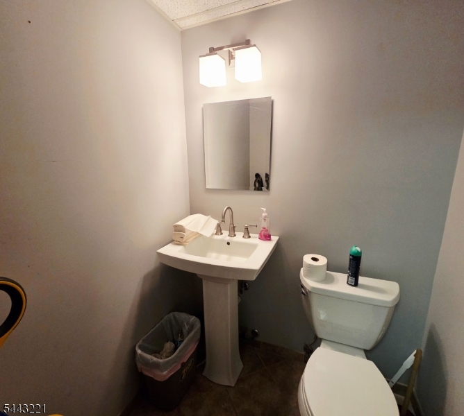 main property photo 10