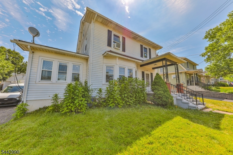 main property photo 2