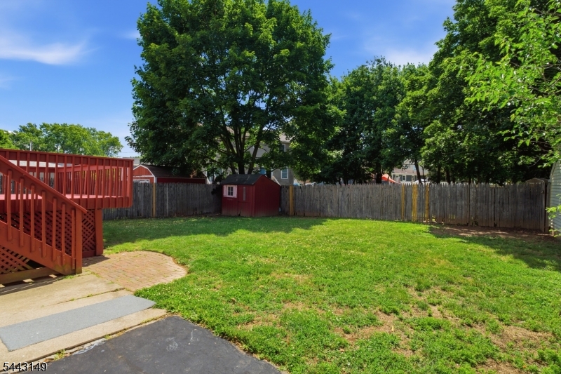 main property photo 34