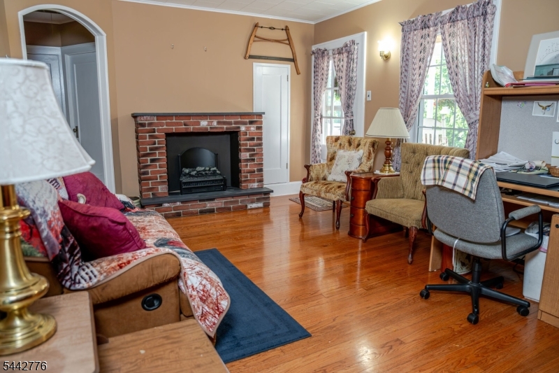main property photo 41