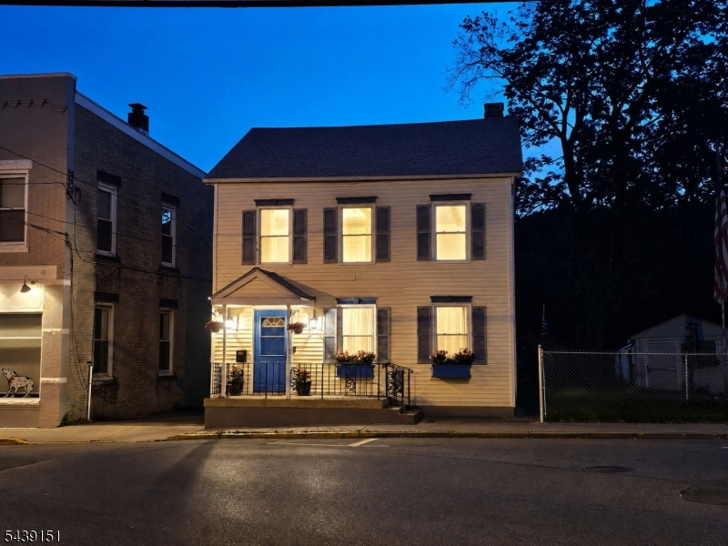 main property photo 3