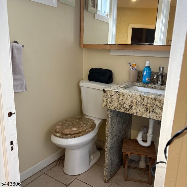 main property photo 10
