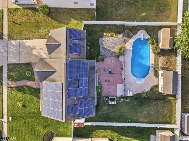 main property photo 44
