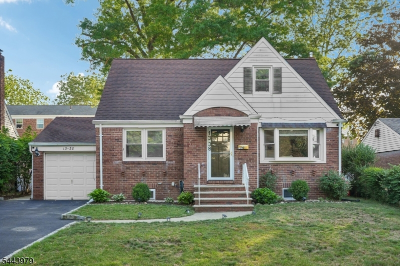 main property photo 5