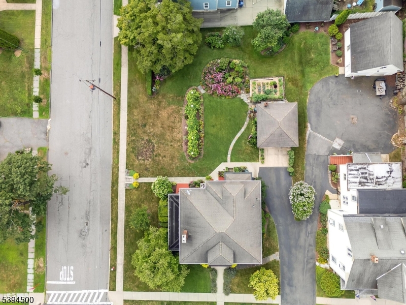main property photo 44
