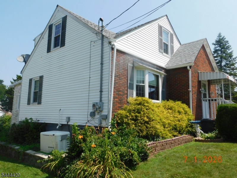 main property photo 3