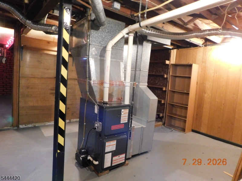 main property photo 35