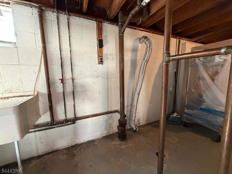 main property photo 26