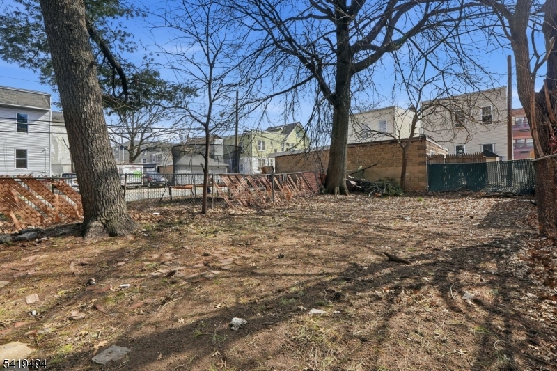 main property photo 26