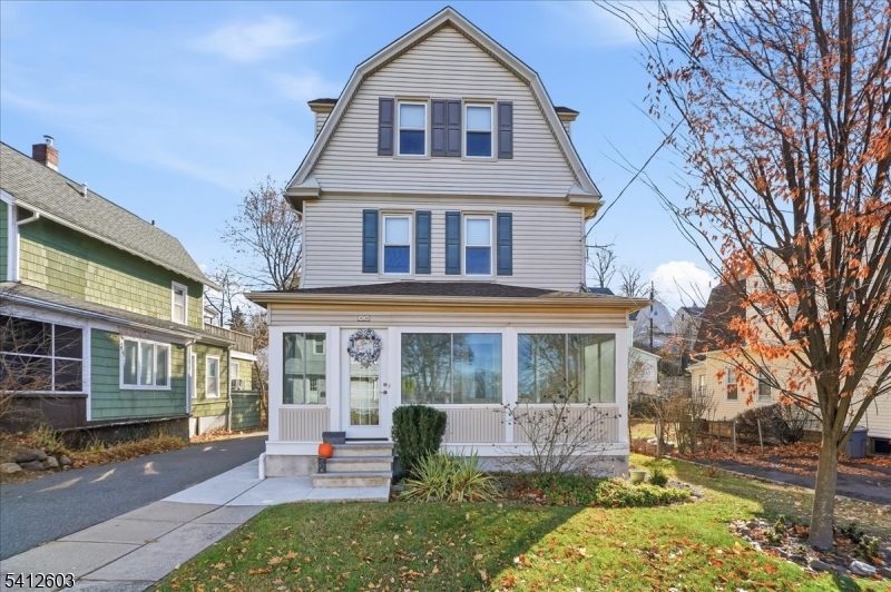 main property photo 12