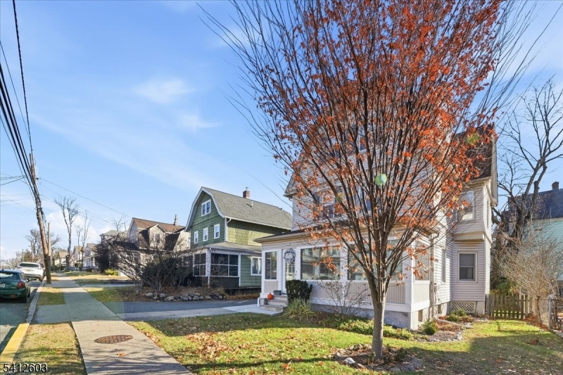 main property photo 33