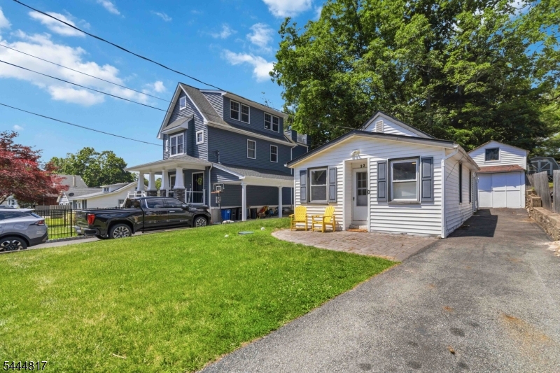 main property photo 16