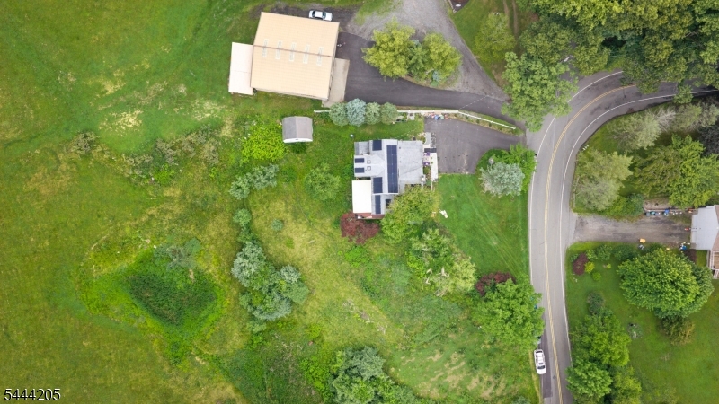 main property photo 47