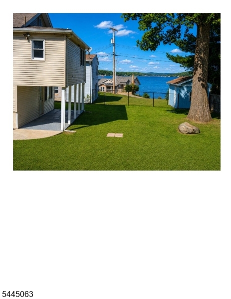 main property photo 10