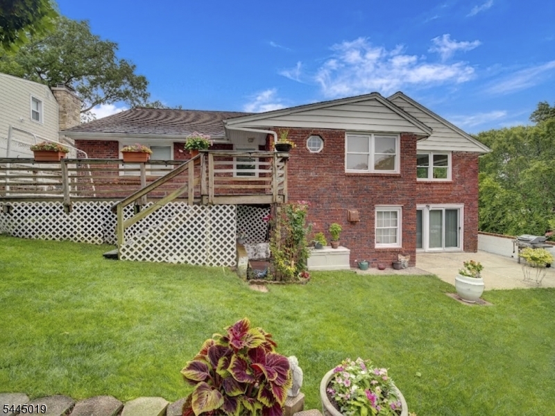 main property photo 39