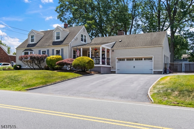 main property photo 16