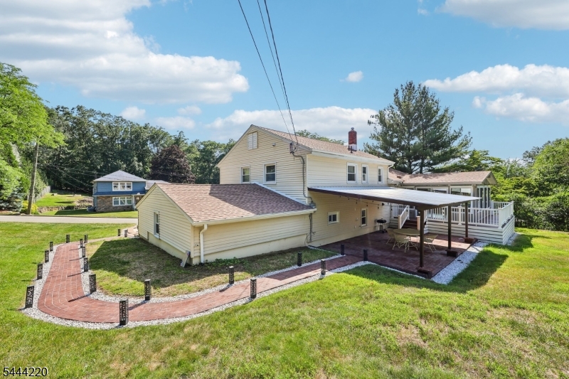 main property photo 36