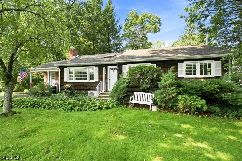 main property photo 30