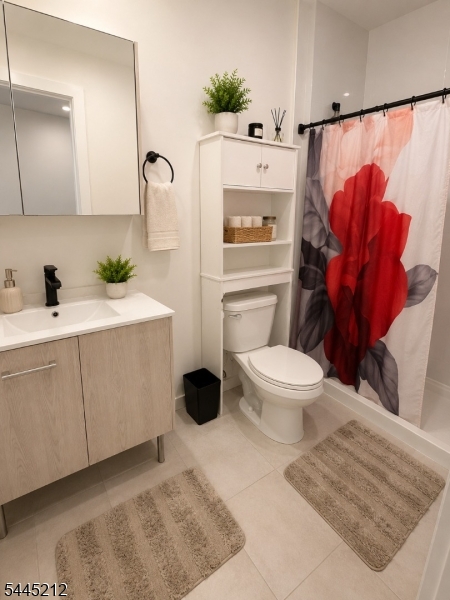main property photo 8