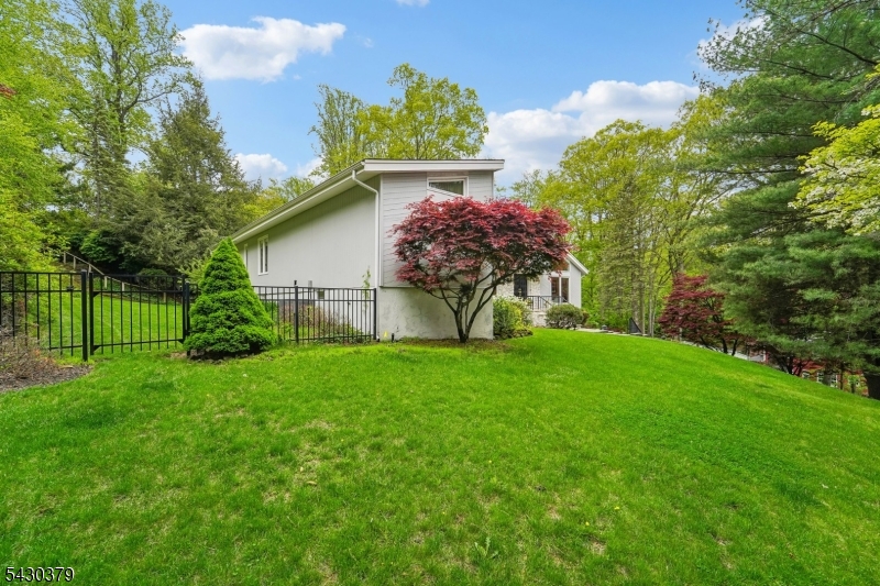 main property photo 46