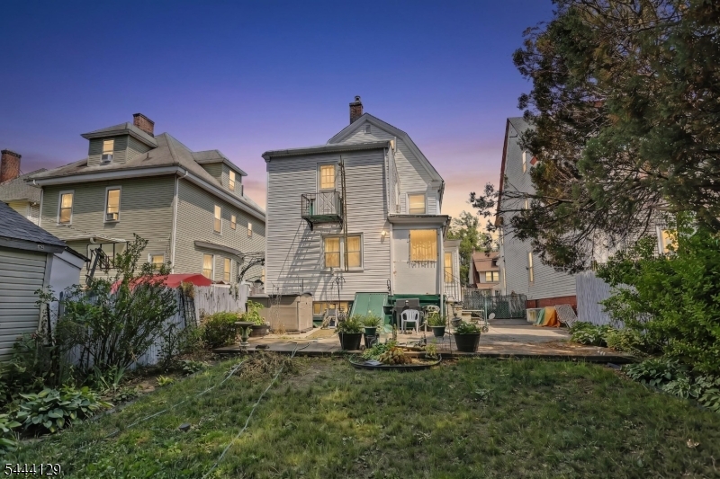 main property photo 29
