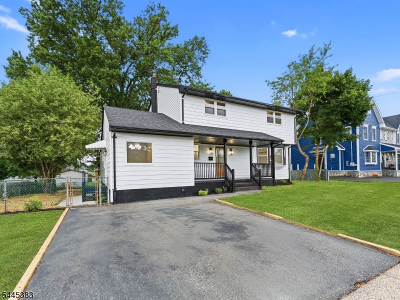 main property photo 41