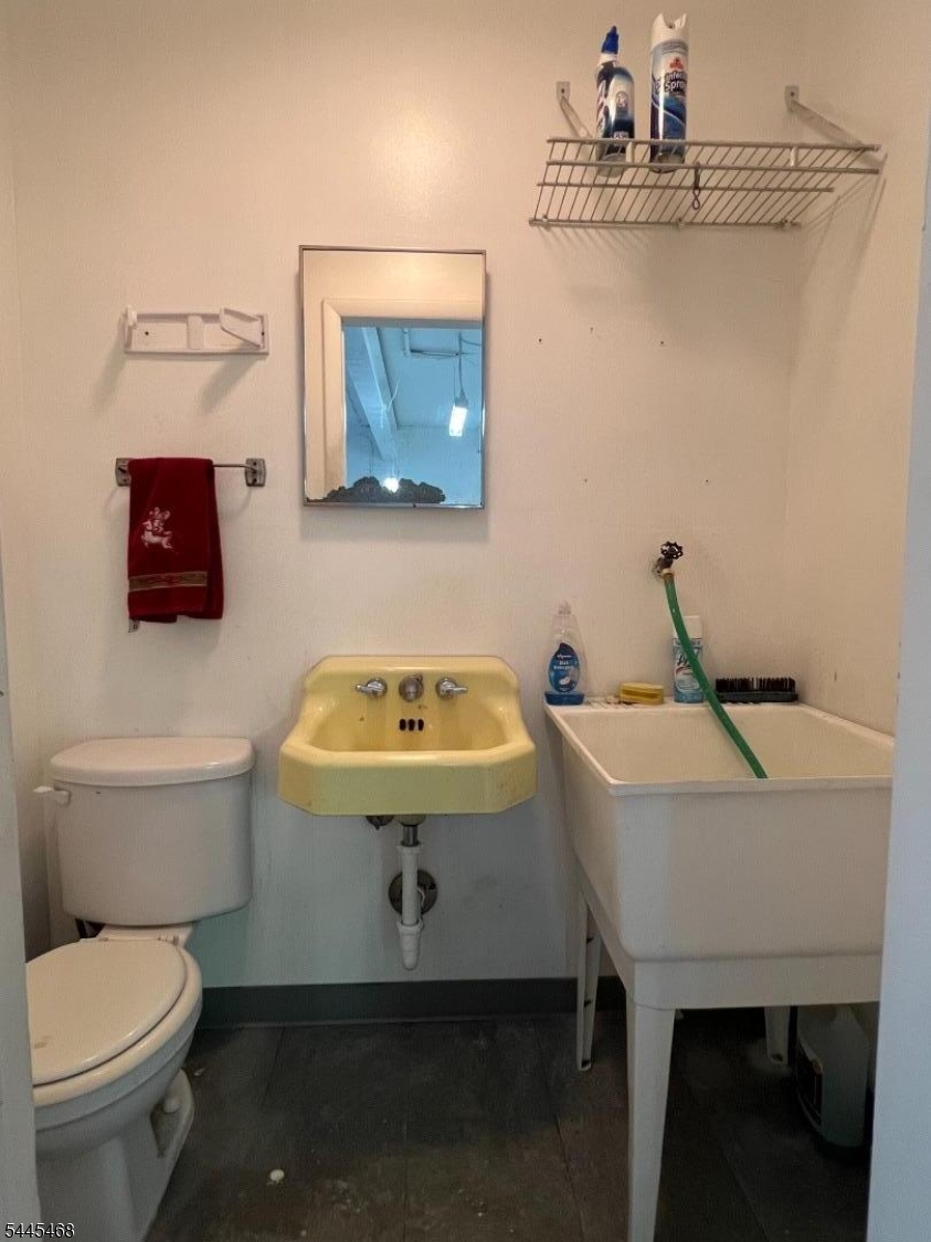 main property photo 10