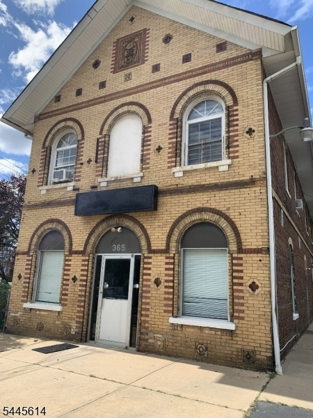 main property photo 8