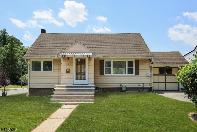 main property photo 23